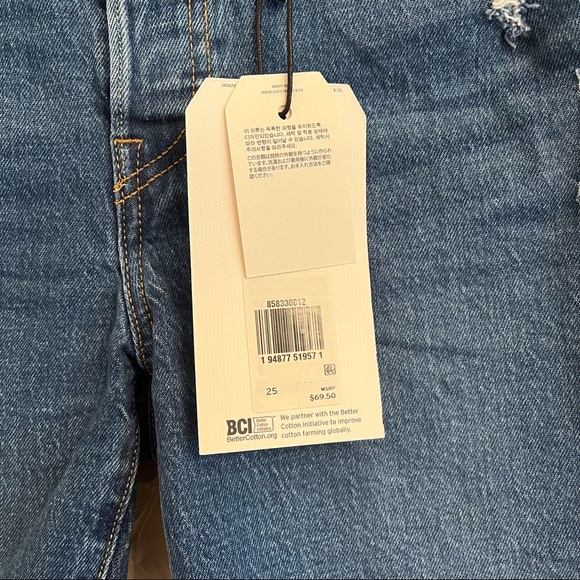 NWT Levi’s 501 Shorts High Rise Mid Length Raw Hem Button Fly - Picture 8 of 8